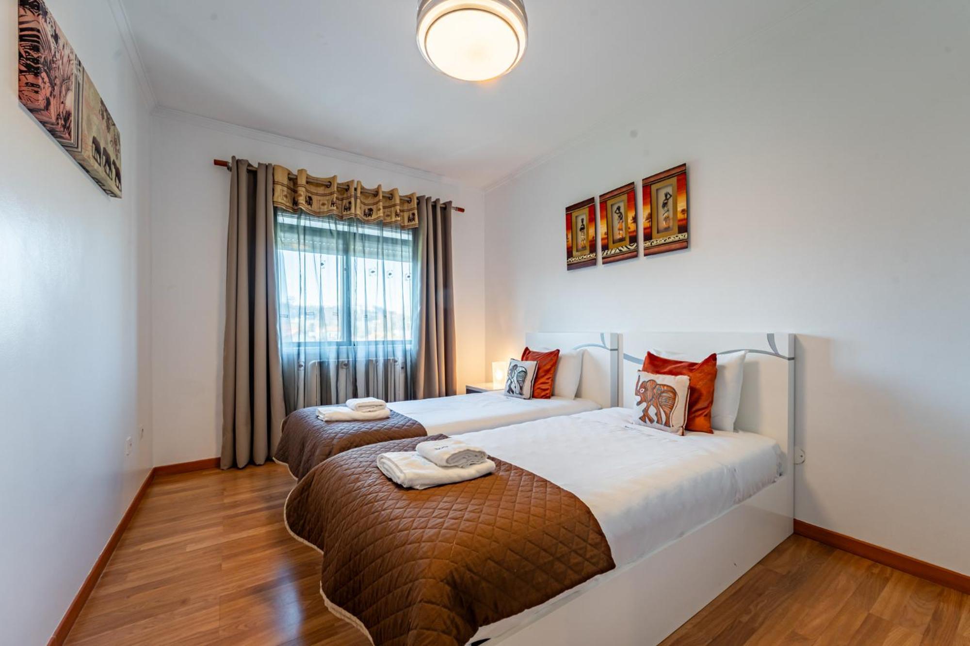 Cozy And Quiet Spacious Flat Vila Nova de Gaia Eksteriør bilde